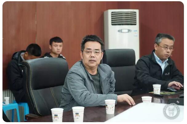 1491986381335733.jpg 2.jpg